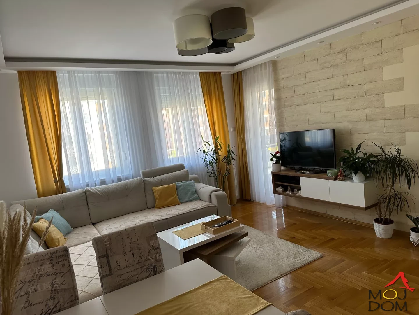Stan,NOVI SAD,SOMBORSKI BULEVAR,kv: 63, € 194500, ID: 1027200 2