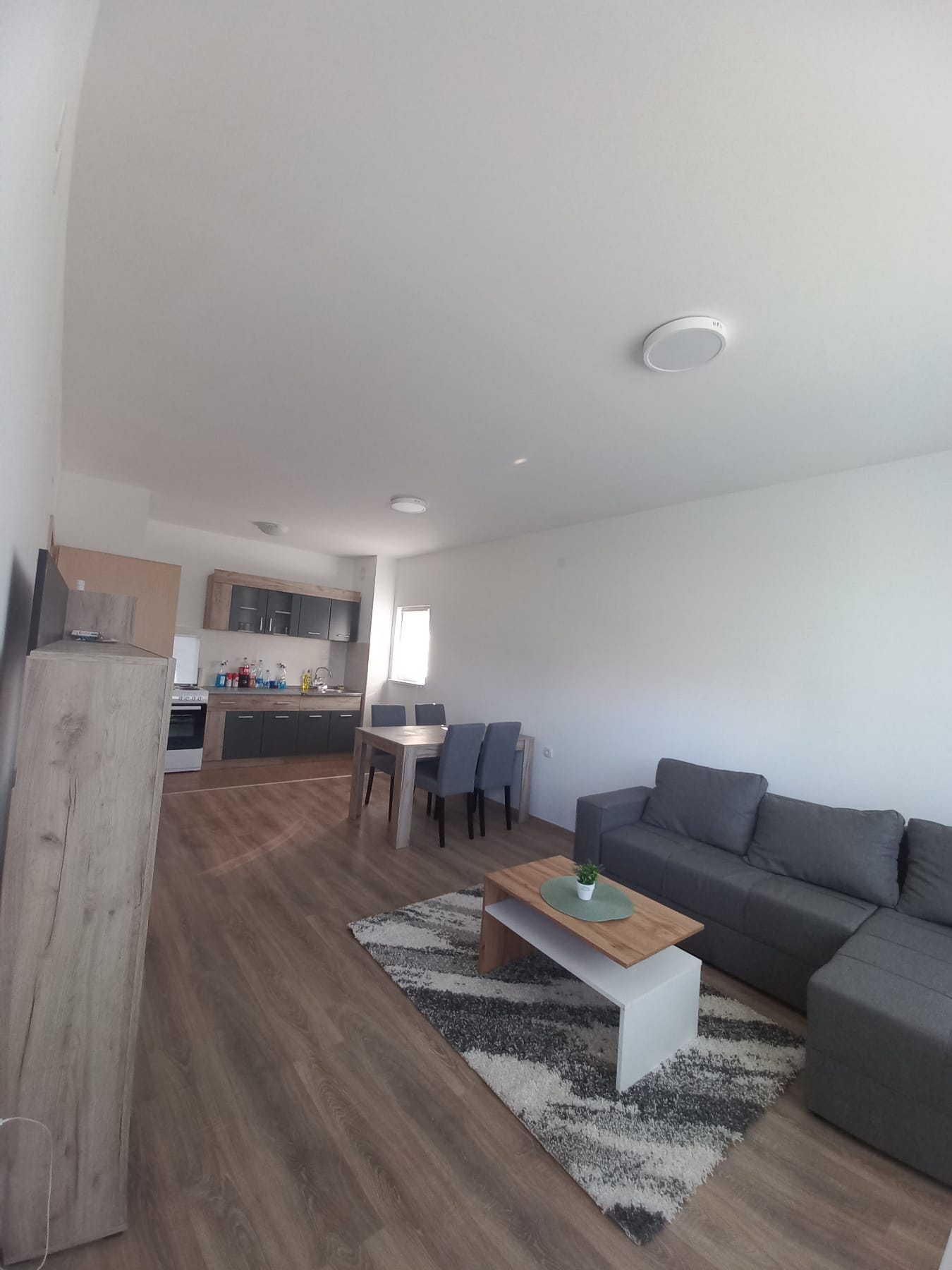 78m²  troiposoban stan  Niš Bubanj   izdavanje 2