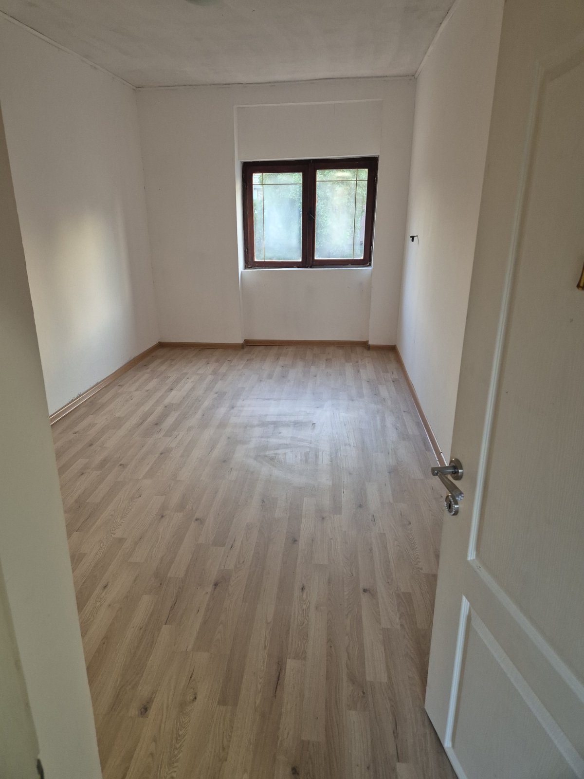 Prodajem kucu u Krcedinu 3