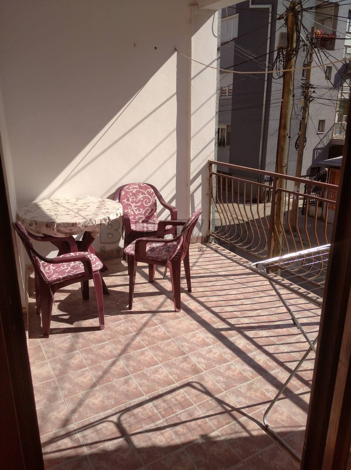 Trosoban stan, 58 m2, Filozofski fakultet, Ćirila i Metodija ID: i-09985 9