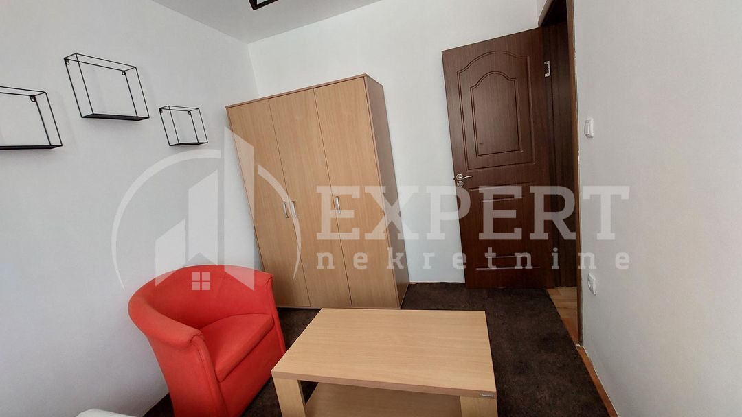 četvorosoban stan, 74 m2, Centar, Josifa Pančića ID: i-09745 9