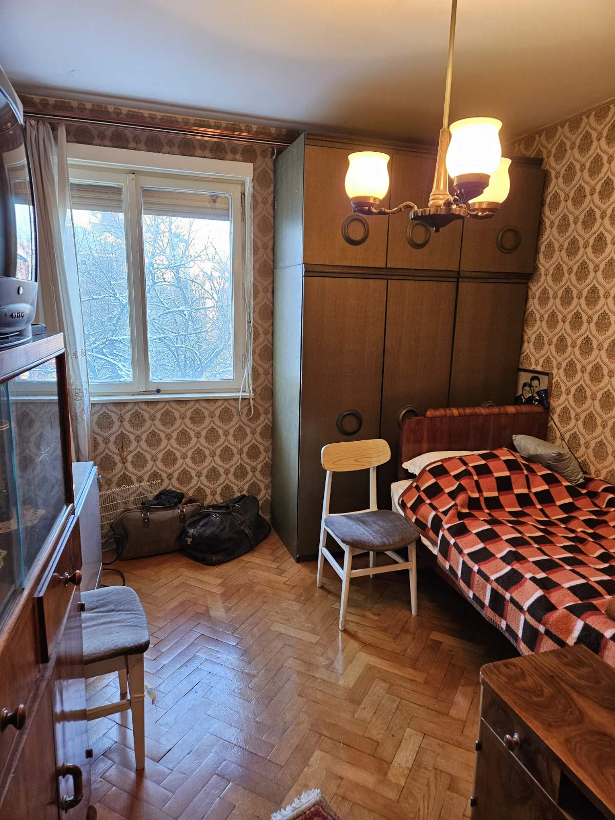 Prodajem stan na Karaburmi 2