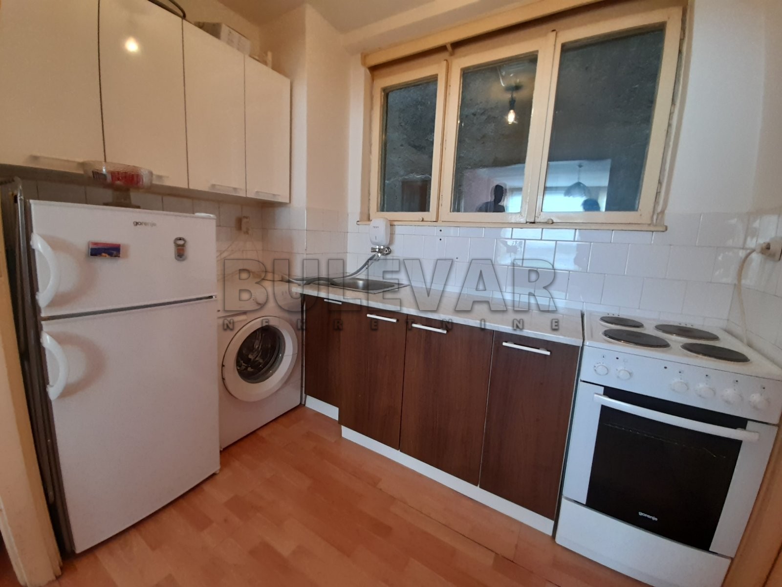 Dvosoban stan, 50 m2, Centar, Obrenovićeva ID: i-04272 5