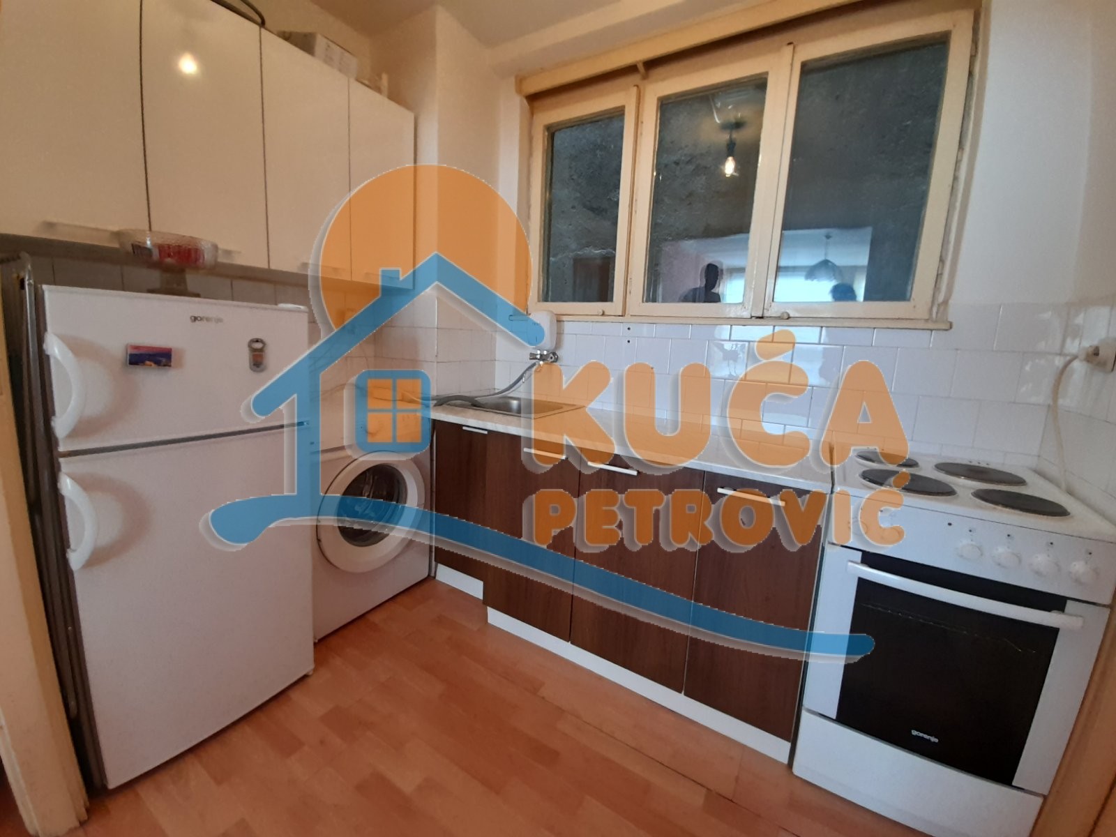 Dvosoban stan, 50 m2, Centar, Obrenovićeva ID: i-04272 5