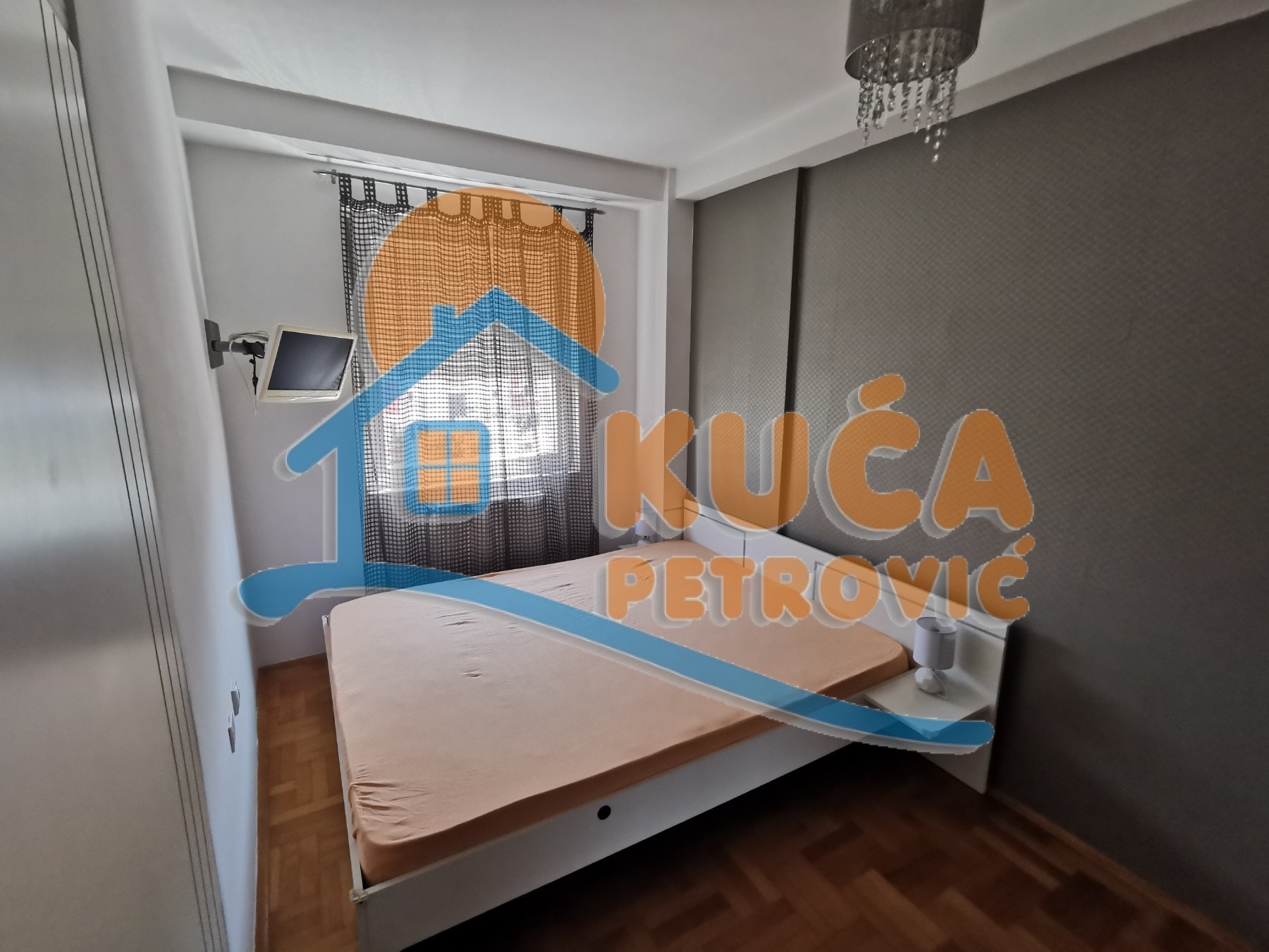 Jednosoban stan, 48 m2, Centar, Stojana Novakovića ID: i-09007 8