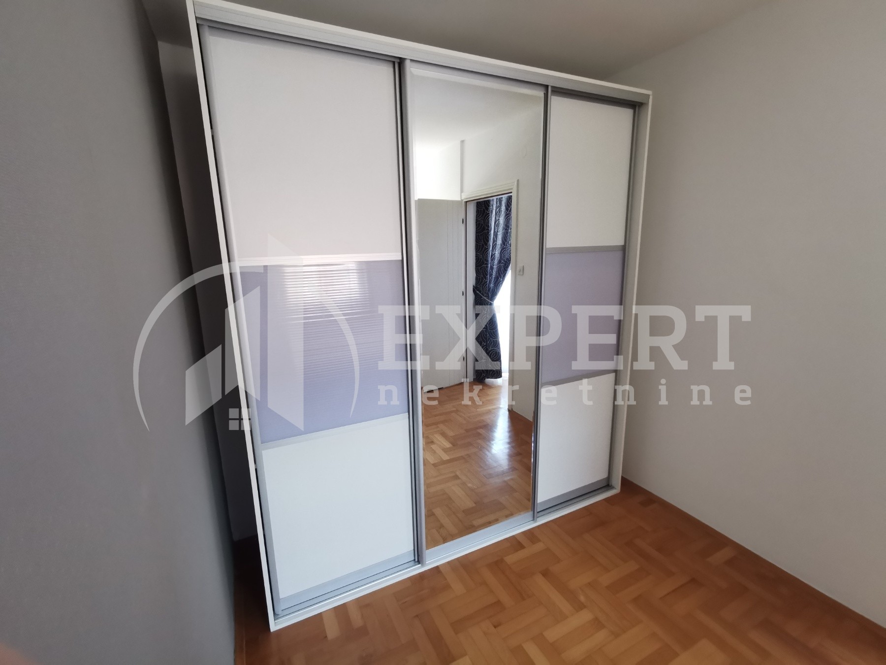 Jednosoban stan, 48 m2, Centar, Stojana Novakovića ID: i-09007 10