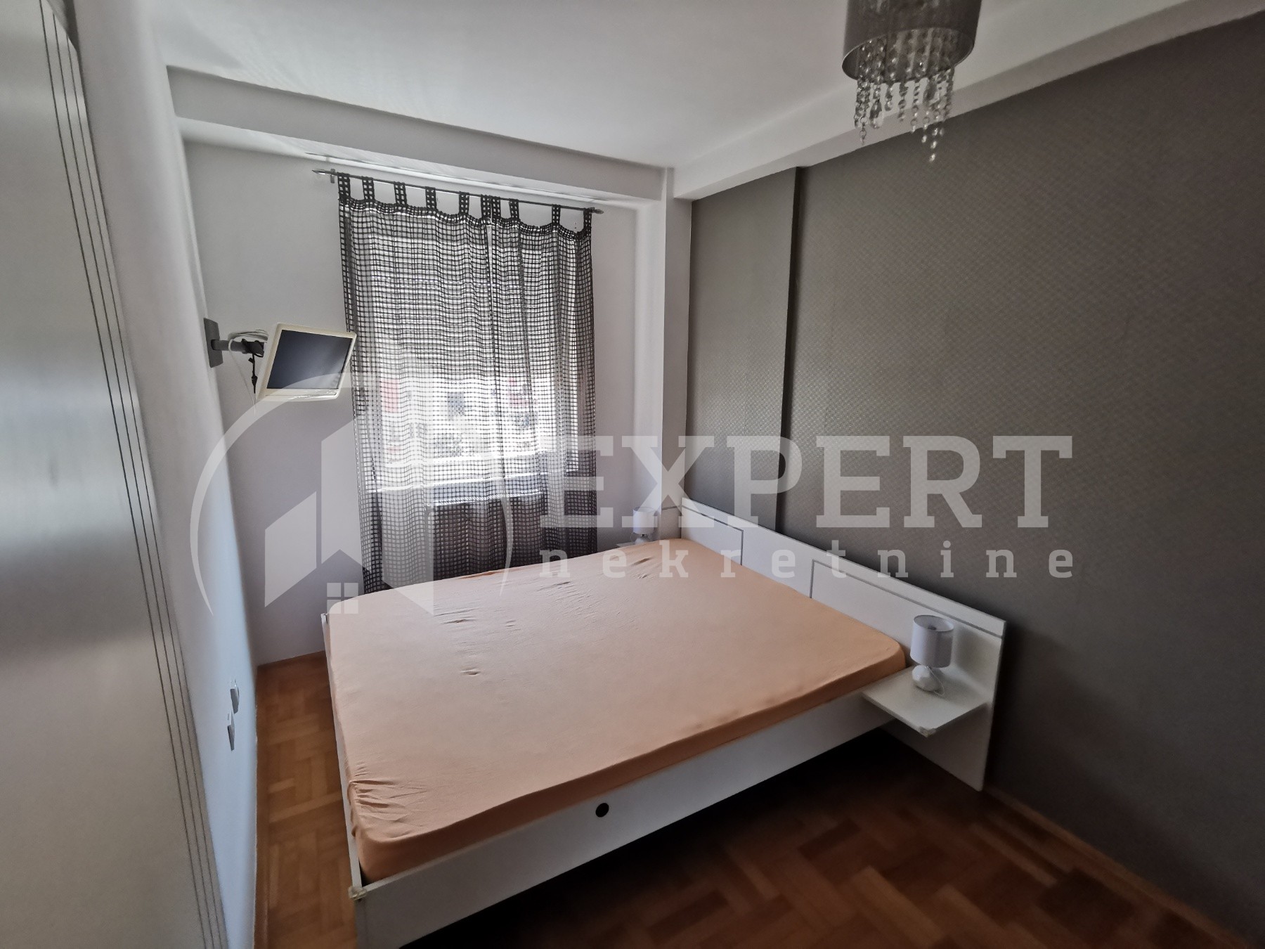 Jednosoban stan, 48 m2, Centar, Stojana Novakovića ID: i-09007 8