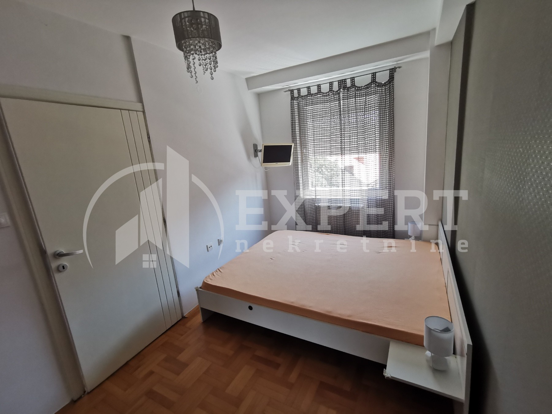 Jednosoban stan, 48 m2, Centar, Stojana Novakovića ID: i-09007 9