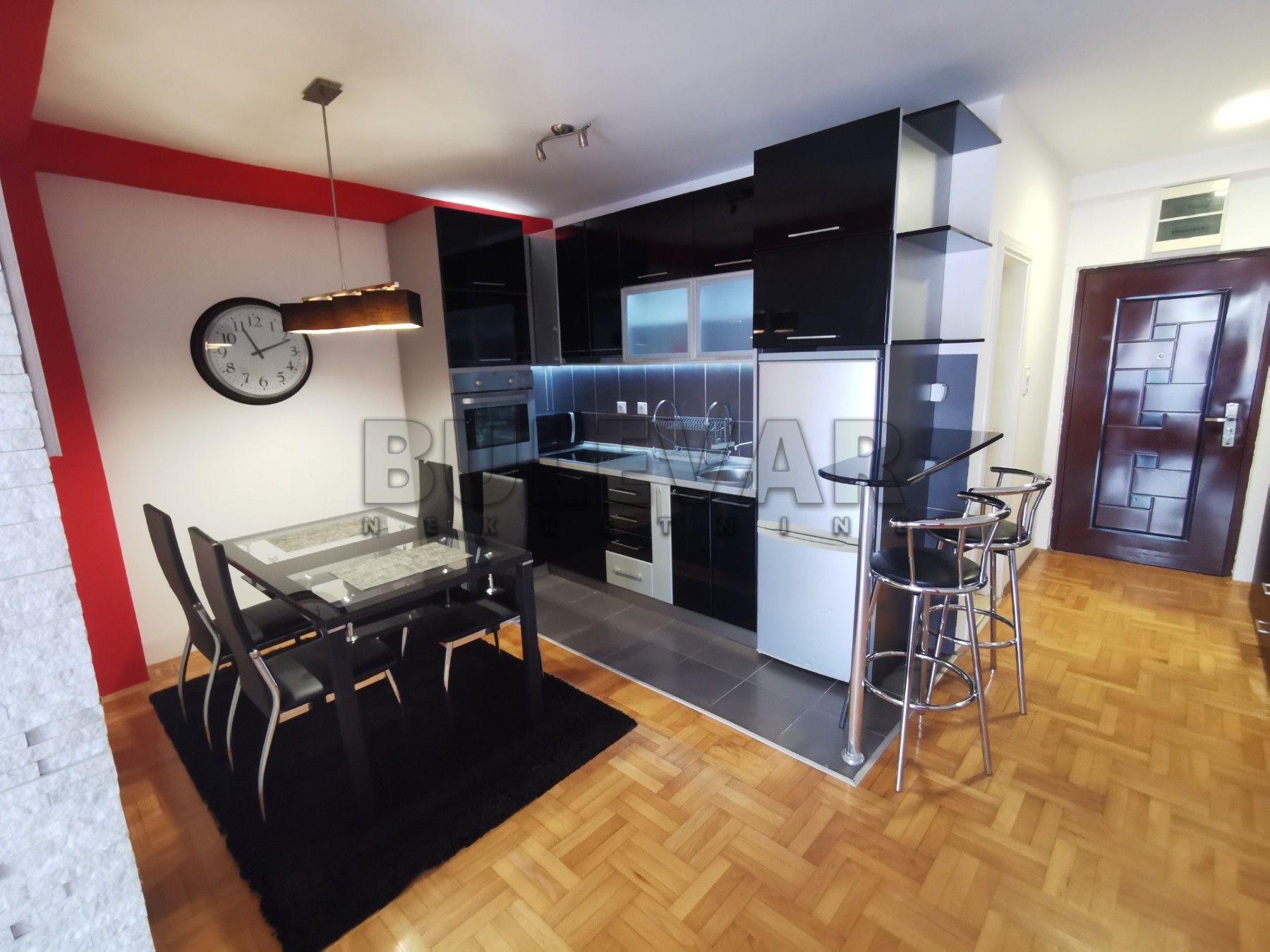 Jednosoban stan, 48 m2, Centar, Stojana Novakovića ID: i-09007 2