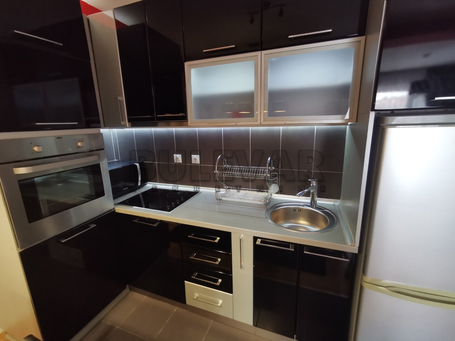 Jednosoban stan, 48 m2, Centar, Stojana Novakovića ID: i-09007 3