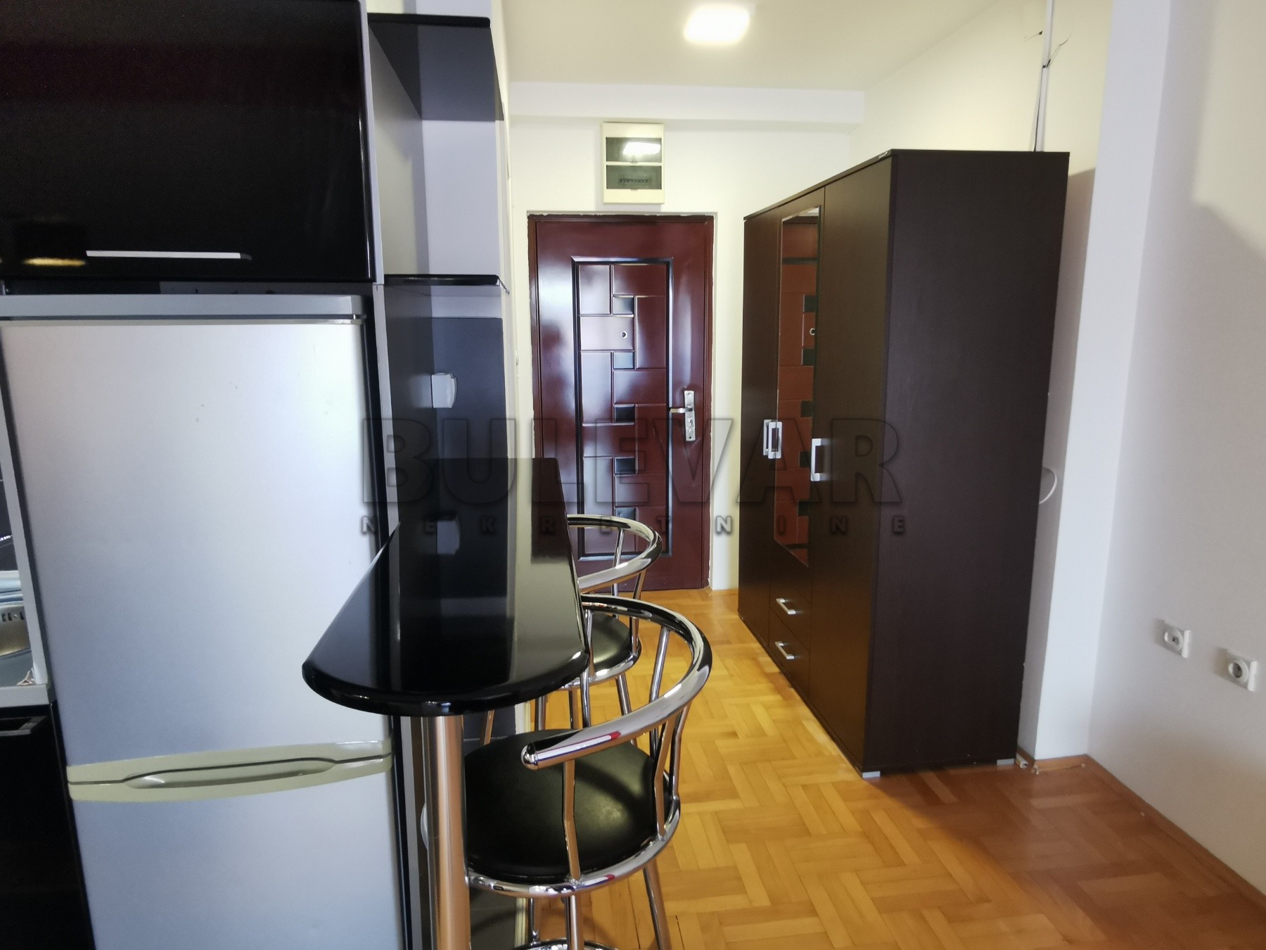 Jednosoban stan, 48 m2, Centar, Stojana Novakovića ID: i-09007 4