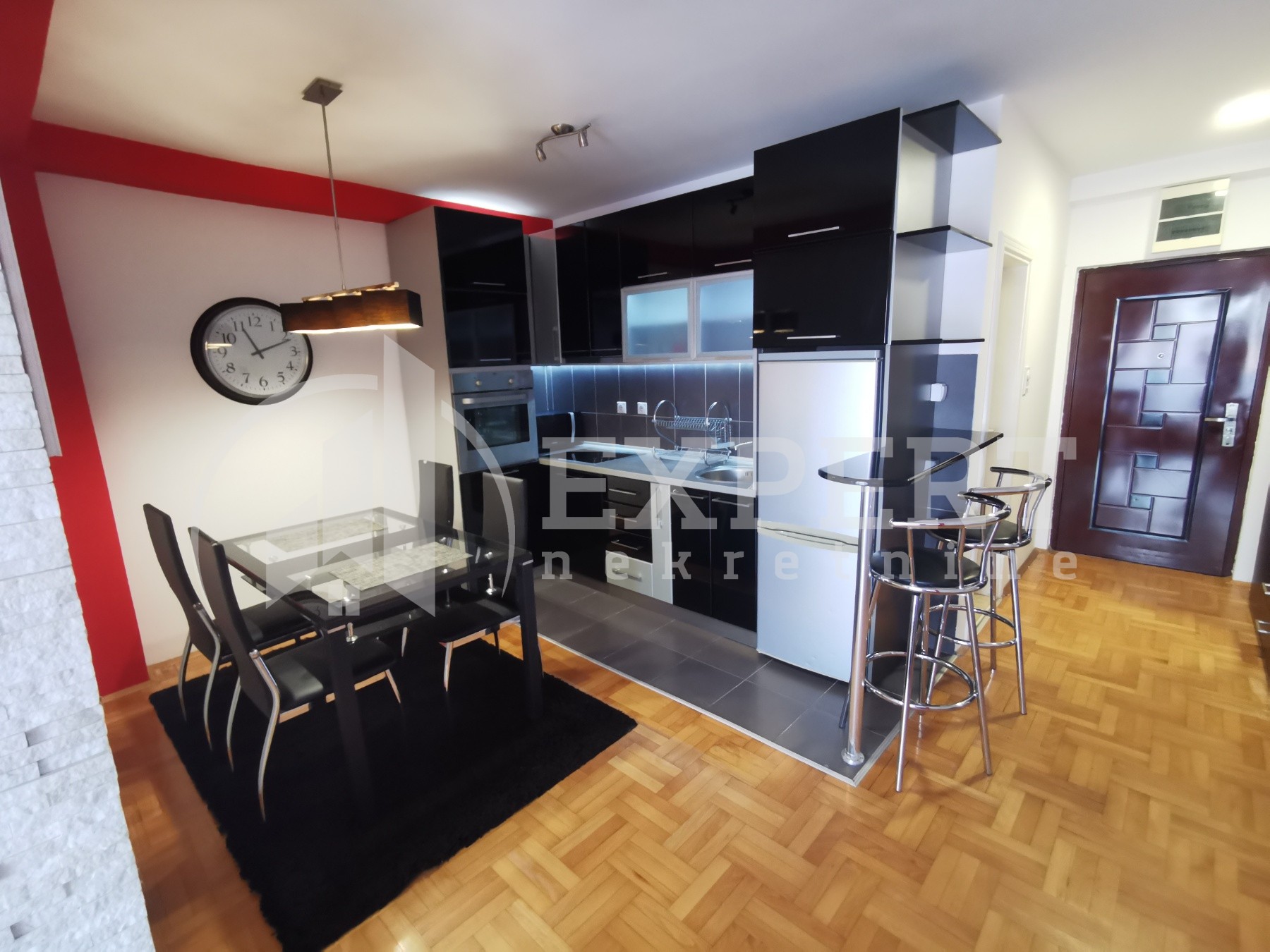 Jednosoban stan, 48 m2, Centar, Stojana Novakovića ID: i-09007 2