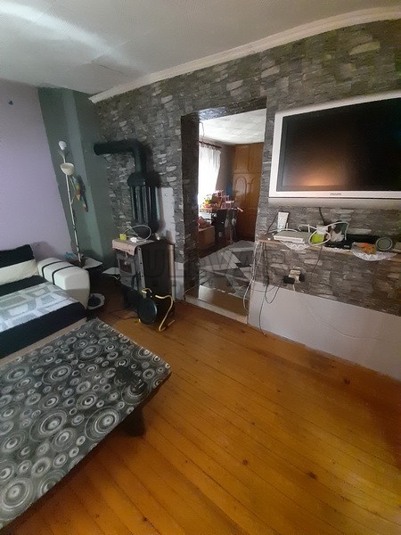 četvorosobna kuća, 93 m2, Crveni krst, Mojkovačka ID: p-011858 2