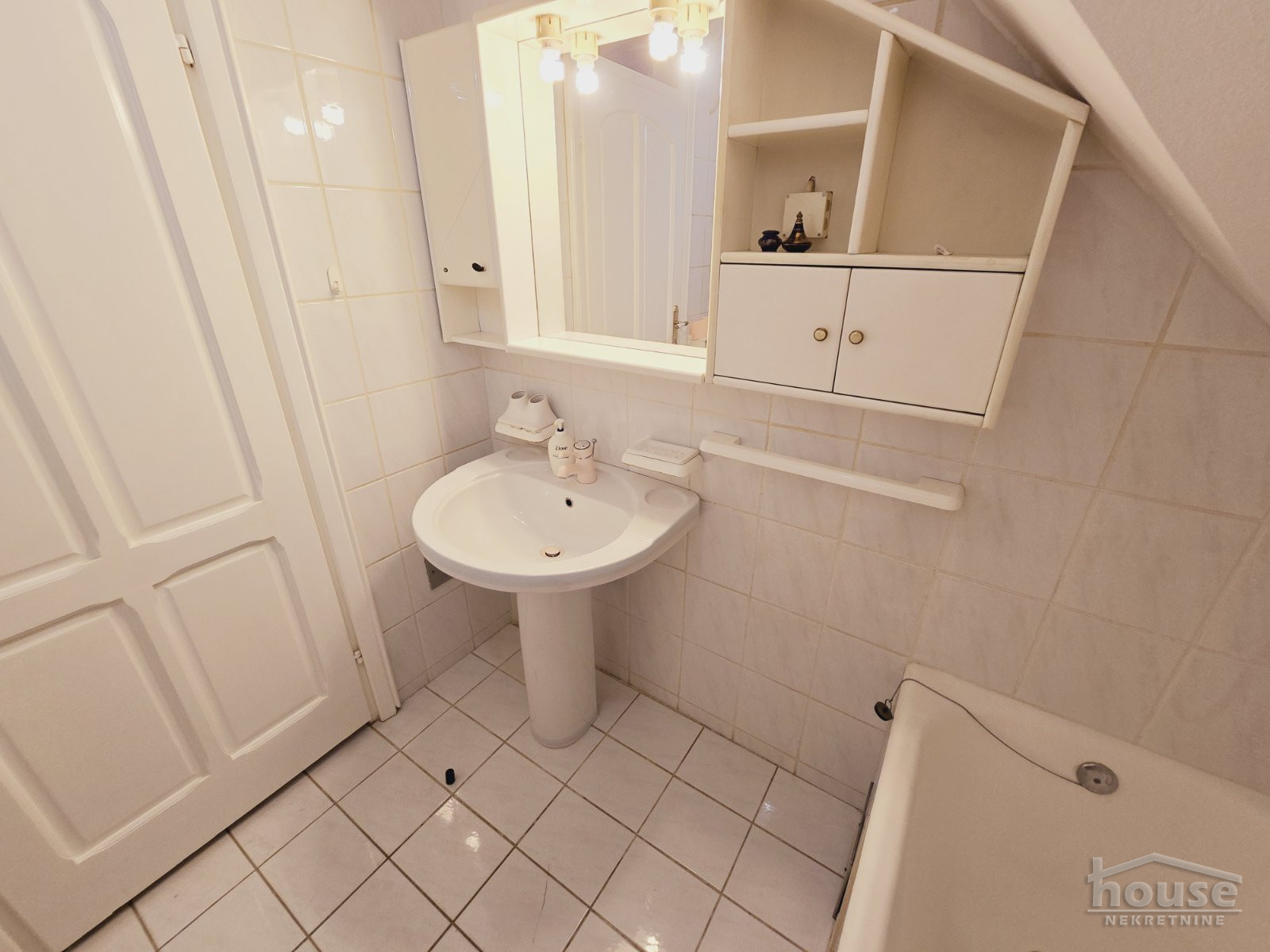 Stan,NOVI SAD,CENTAR 118m2,345050€ , ID: 1061758 23