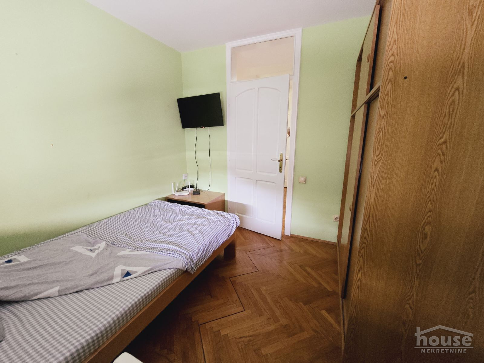 Stan,NOVI SAD,CENTAR 118m2,345050€ , ID: 1061758 8