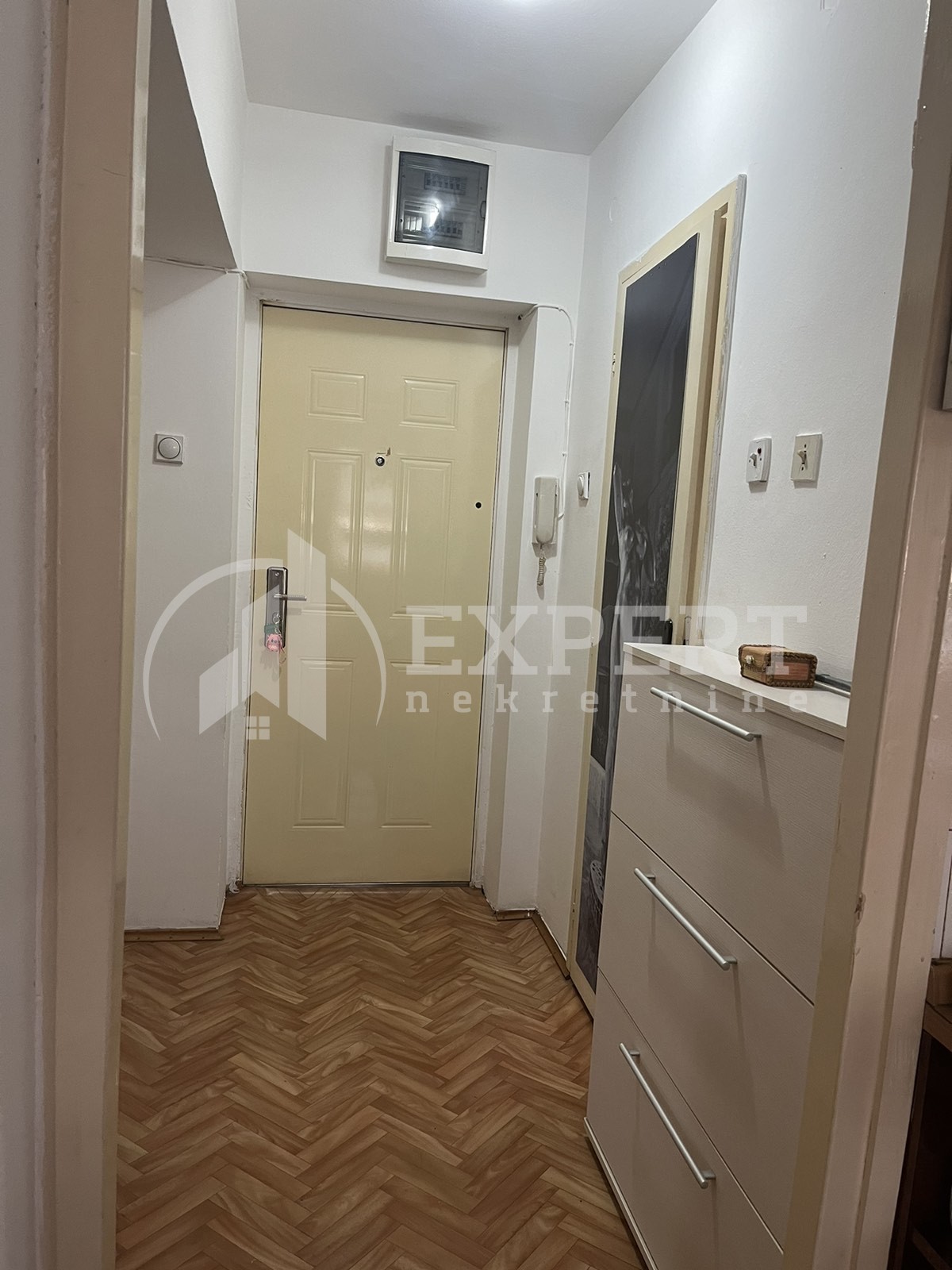 Jednosoban stan, 45 m2, Medicinski fakultet, Velikotrnavska ID: i-011874 16