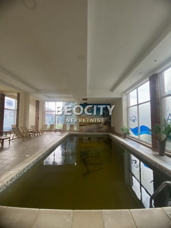 Lokal, 2620 m2, Narodni Park ID: 110930 15