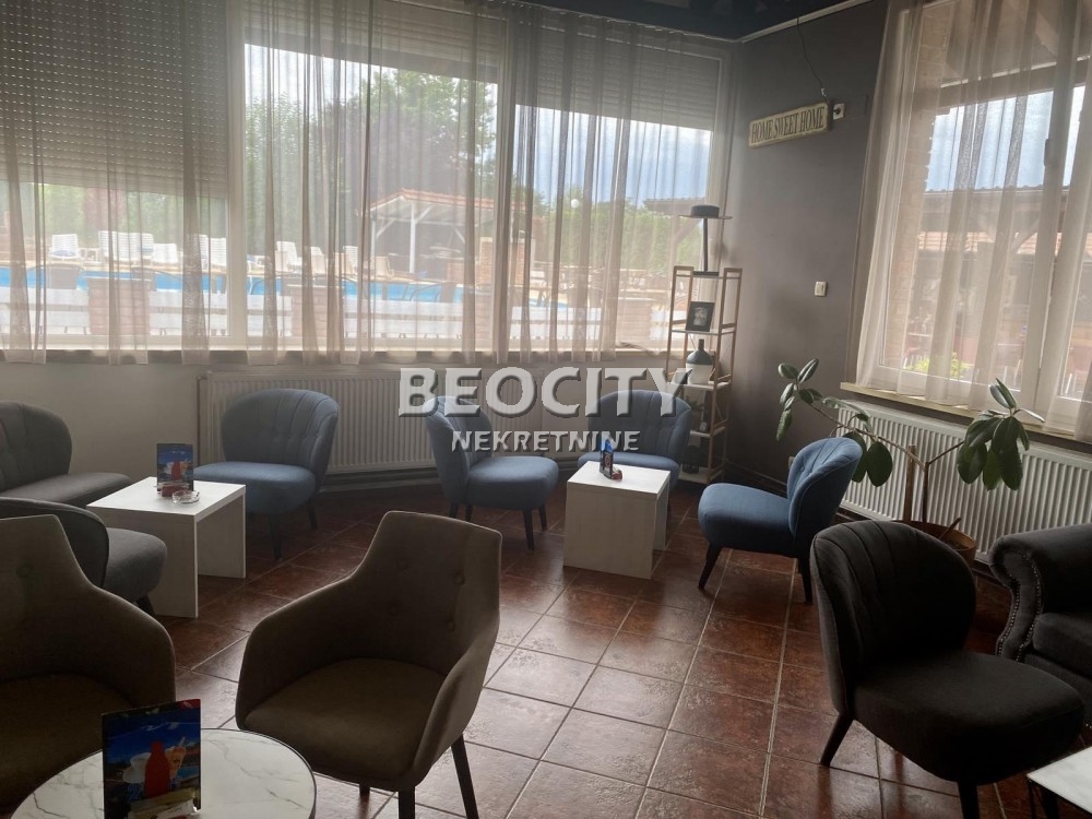 Lokal, 2620 m2, Narodni Park ID: 110930 3