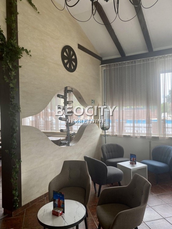 Lokal, 2620 m2, Narodni Park ID: 110930 4