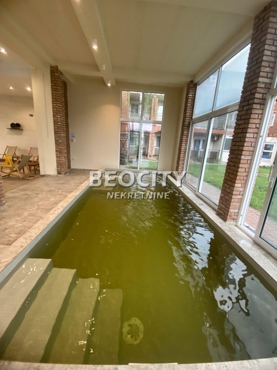 Lokal, 2620 m2, Narodni Park ID: 110930 19