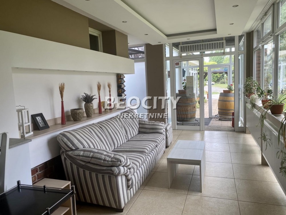 Lokal, 2620 m2, Narodni Park ID: 110930 7