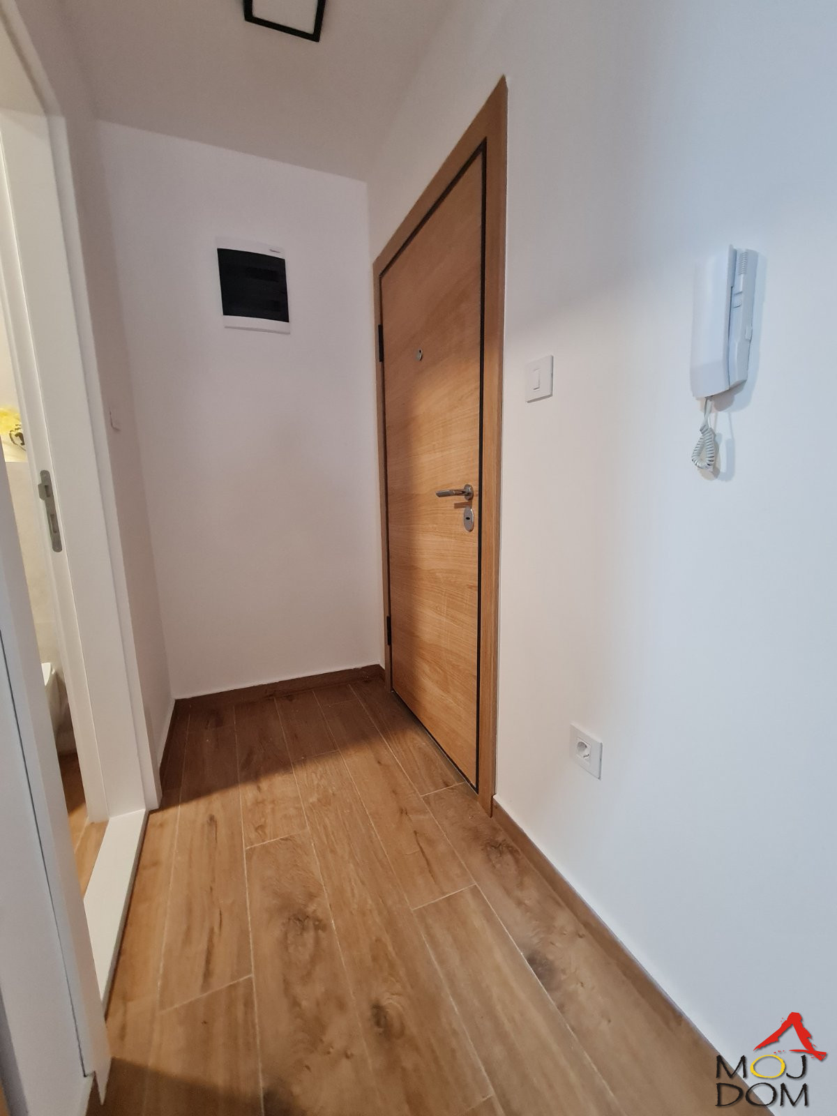 Stan,NOVI SAD,TELEP,kv: 25, € 61800, ID: 1028562 5