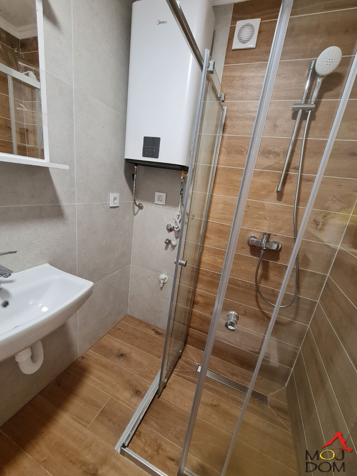 Stan,NOVI SAD,TELEP,kv: 25, € 61800, ID: 1028562 7