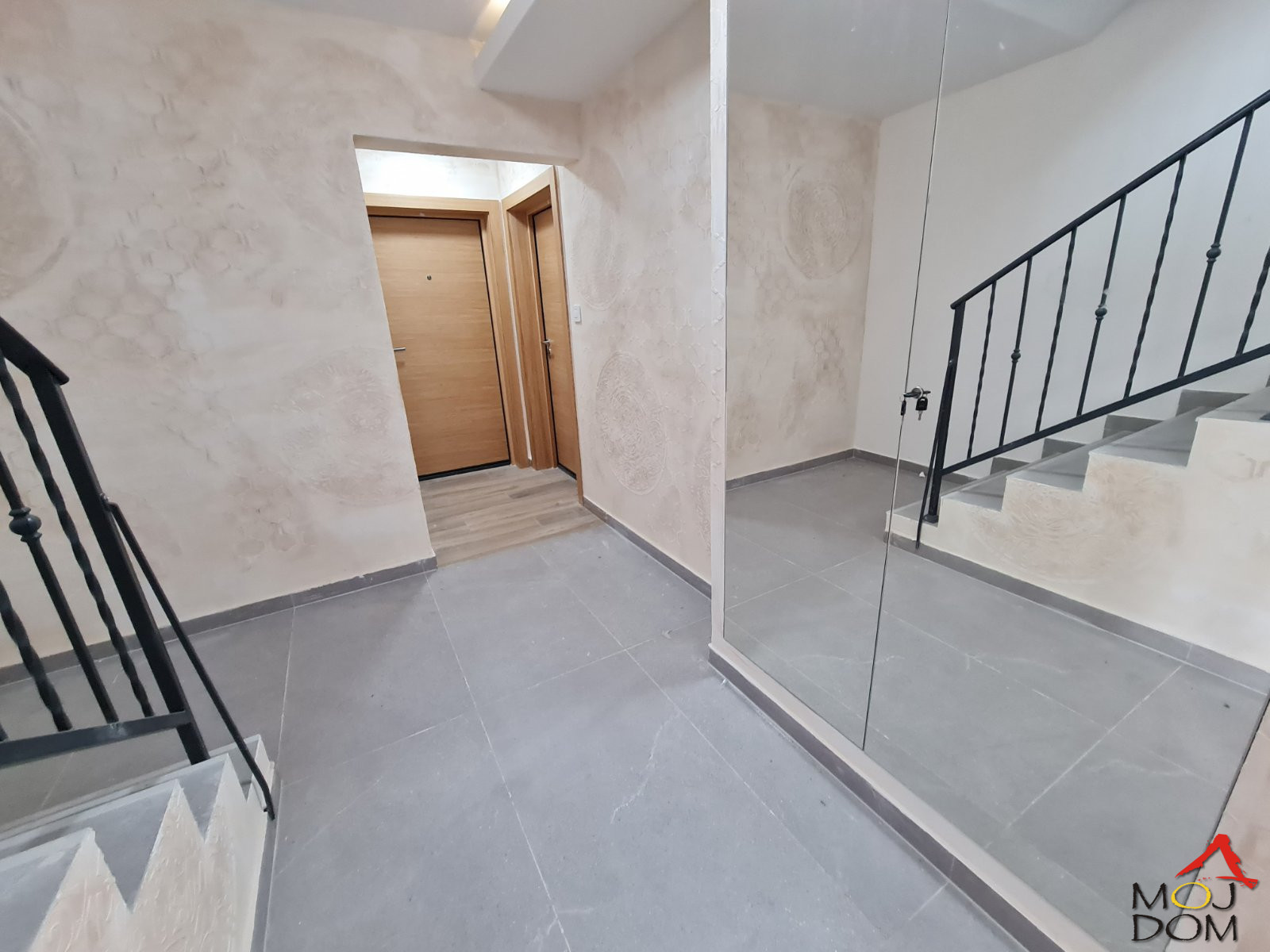 Stan,NOVI SAD,TELEP,kv: 25, € 61800, ID: 1028562 8