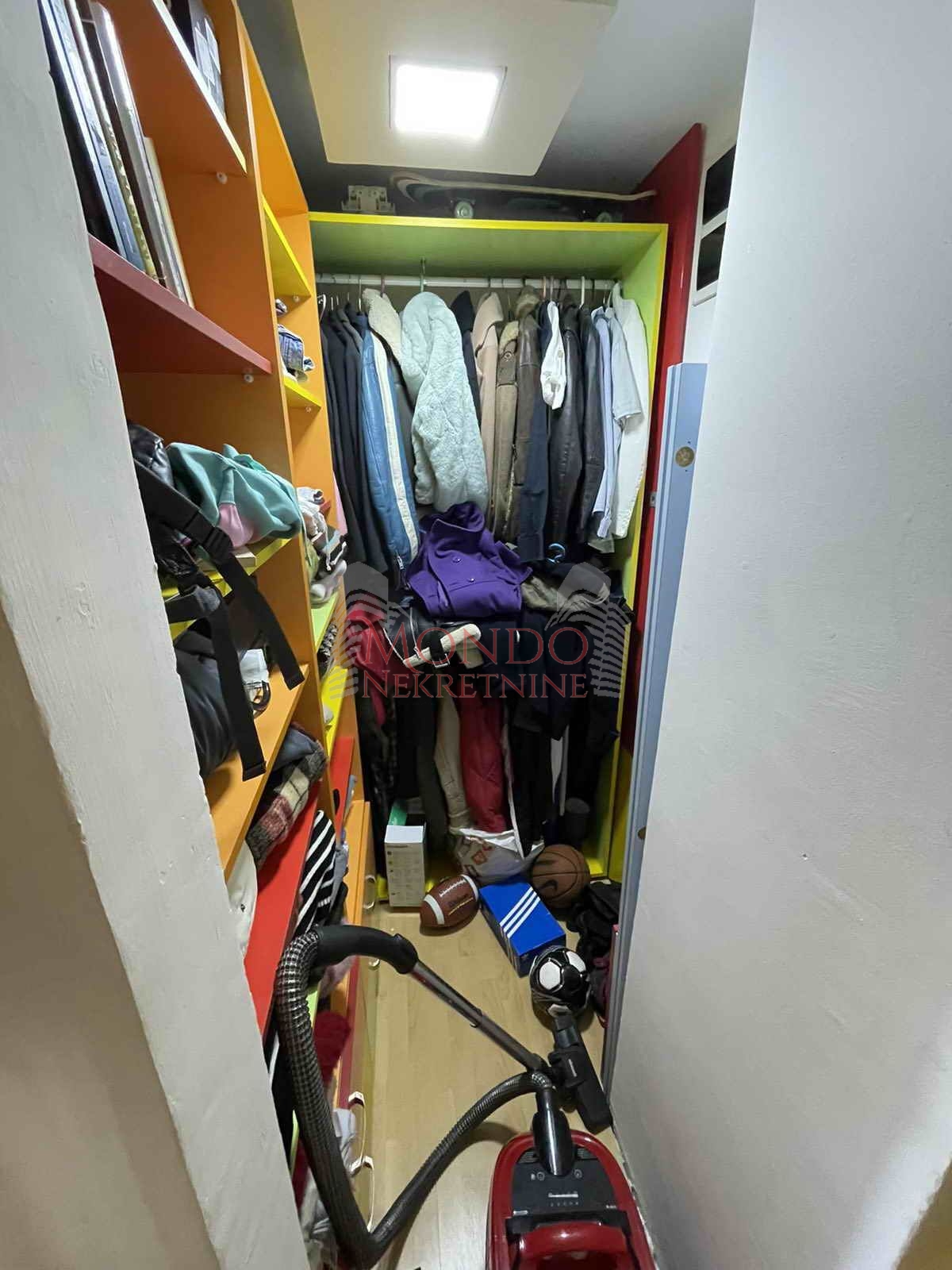 Četvorosoban stan u magodnu, renoviran, cg, Niš 12