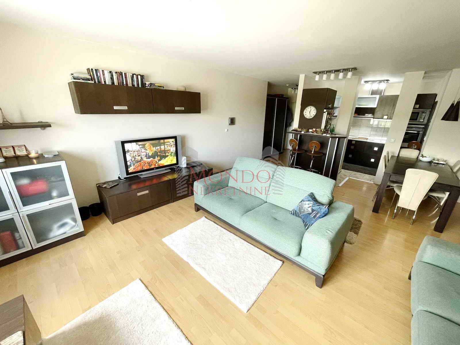 Četvorosoban stan u magodnu, renoviran, cg, Niš 3