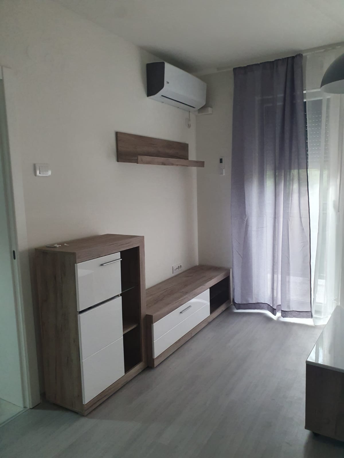 Jednoiposoban Stan Za Izdavanje  Jovana Cvijića  Subotica  38m² 2