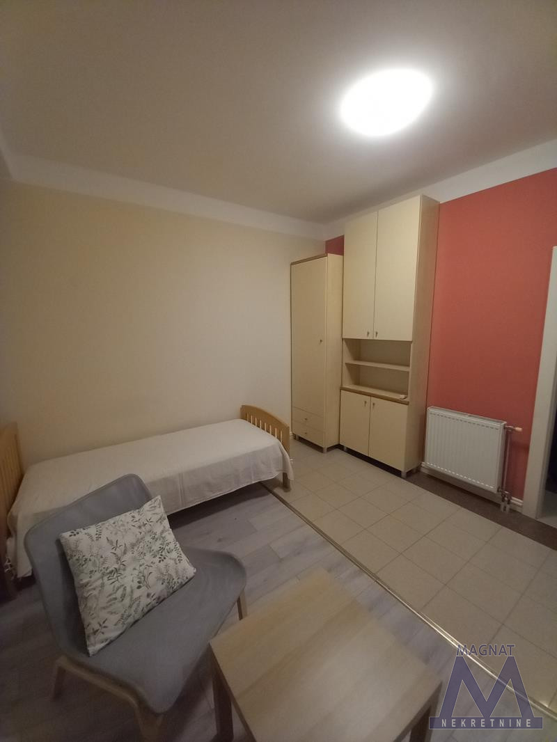 Stan,NOVI SAD,CENTAR,kv: 35, € 280, ID: 9101744 4