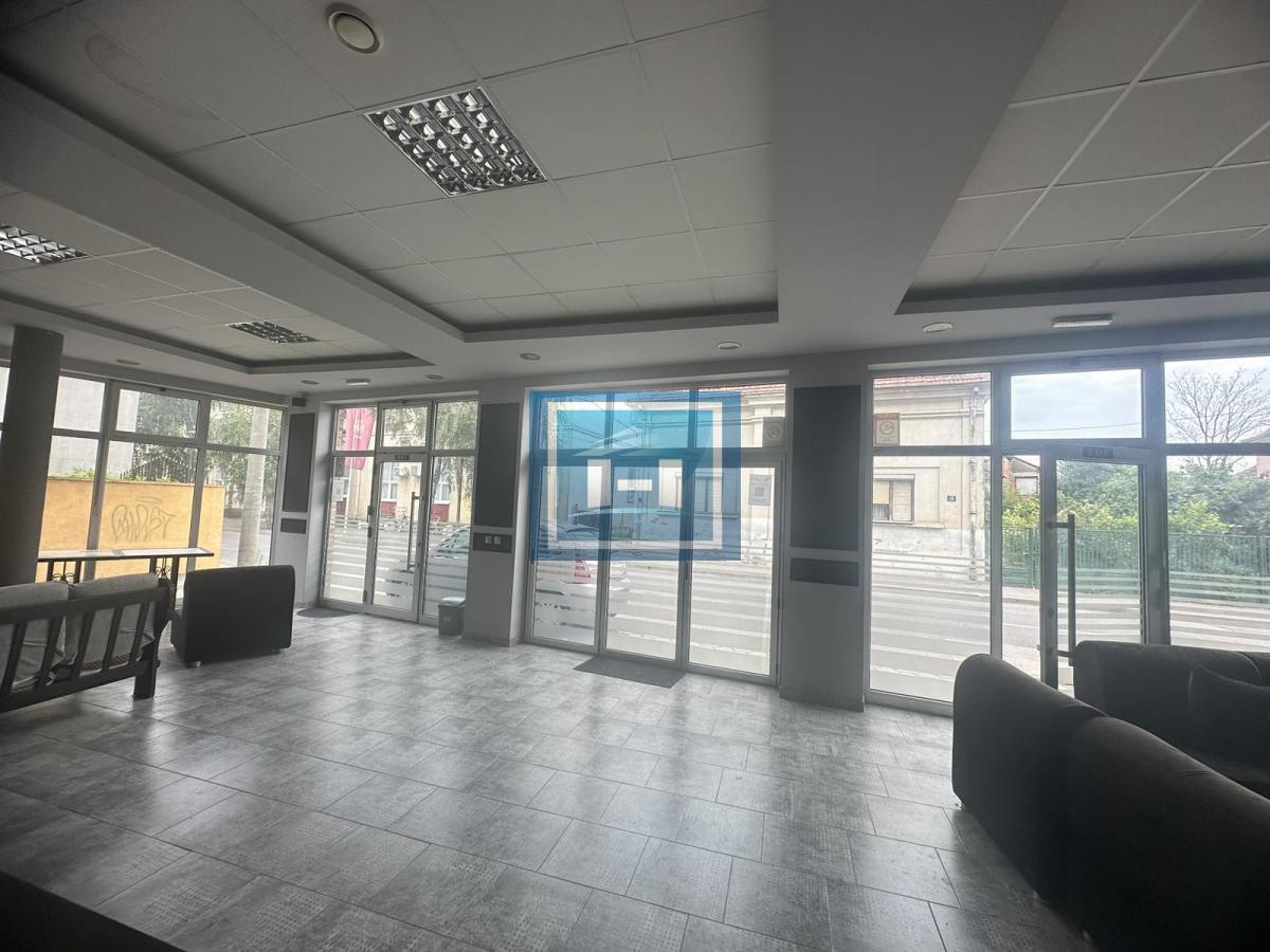 Na prodaju lokal u Ćupriji 2