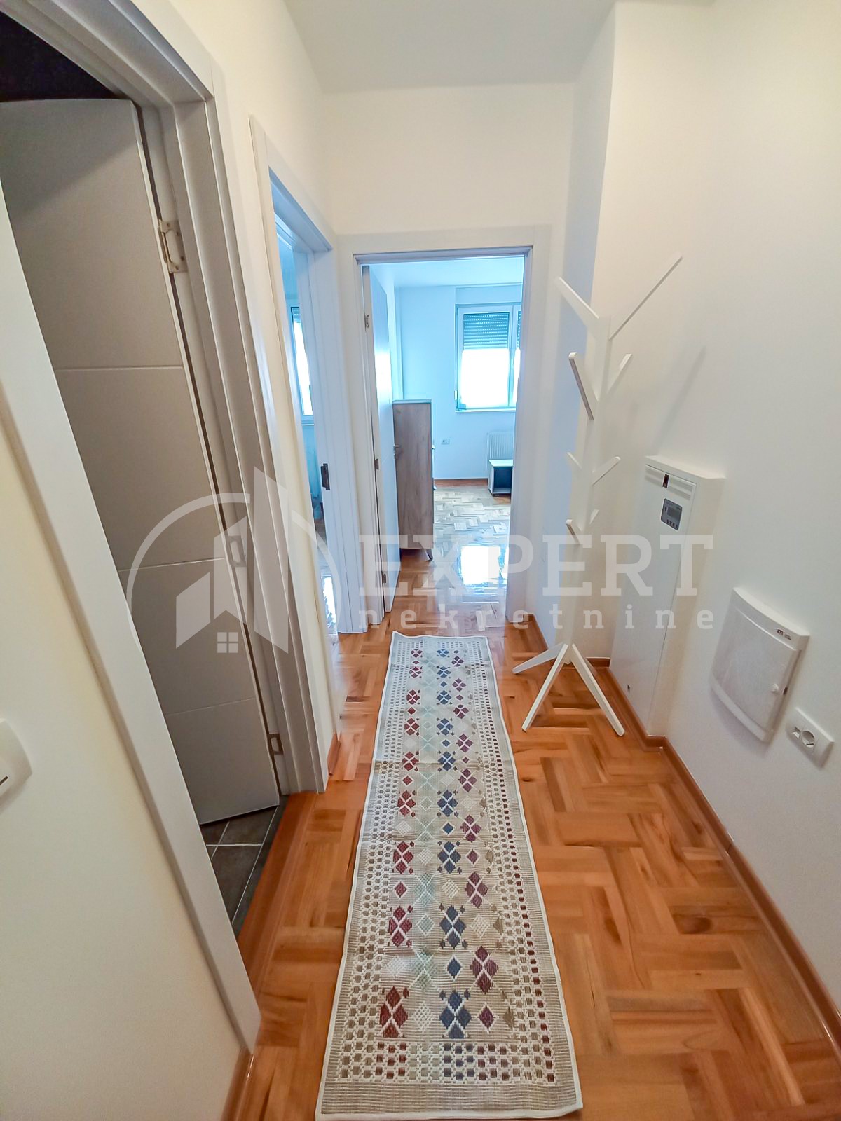 Jednosoban stan, 38 m2, Čair, Zetska ID: i-07819 4