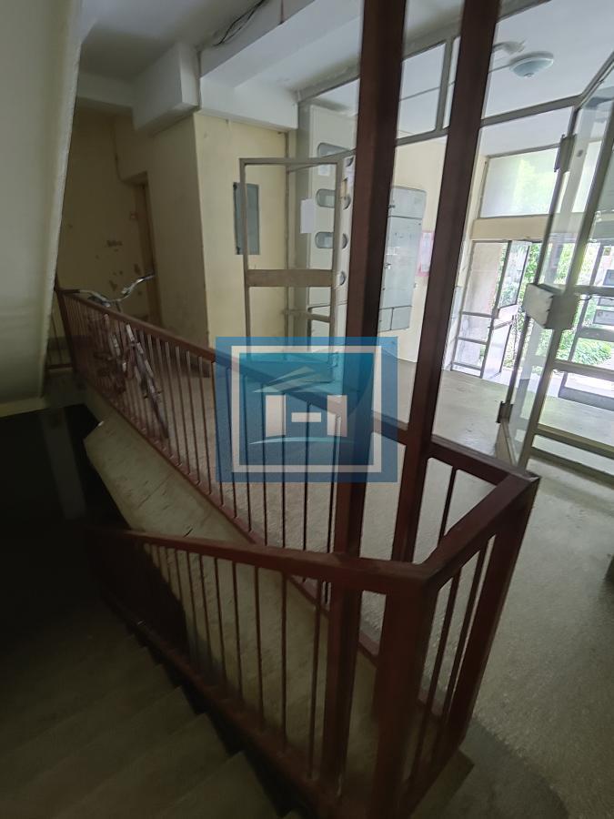 Komforan jednoiposoban stan u mirnom delu grada 15