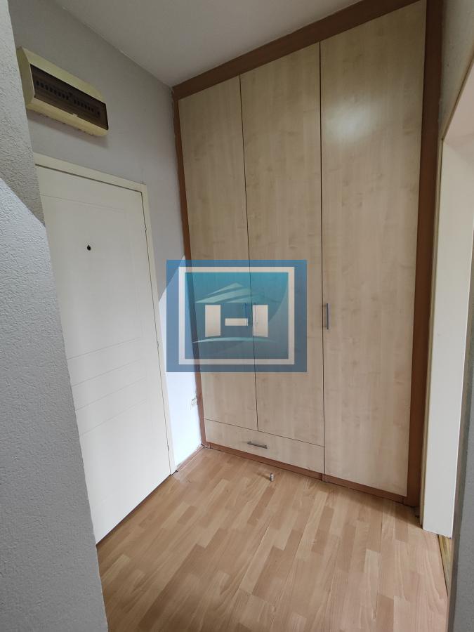 Komforan jednoiposoban stan u mirnom delu grada 2