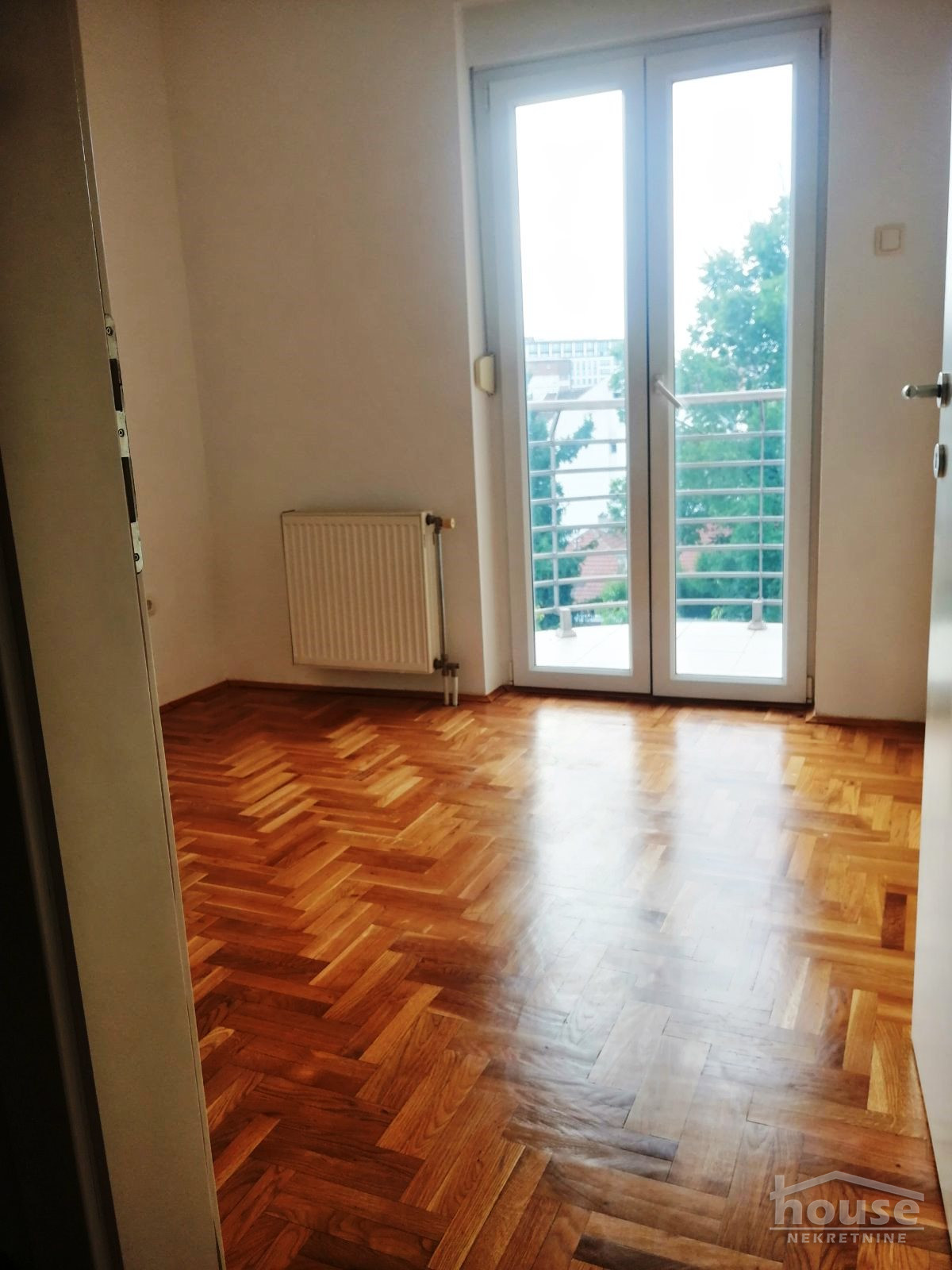 Stan,NOVI SAD,SOCIJALNO 108m2,256470€ , ID: 1056886 8