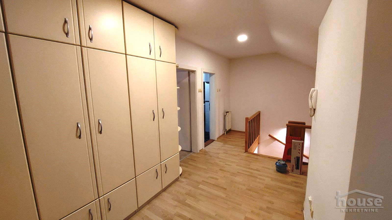 Stan,NOVI SAD,SOCIJALNO 108m2,256470€ , ID: 1056886 12
