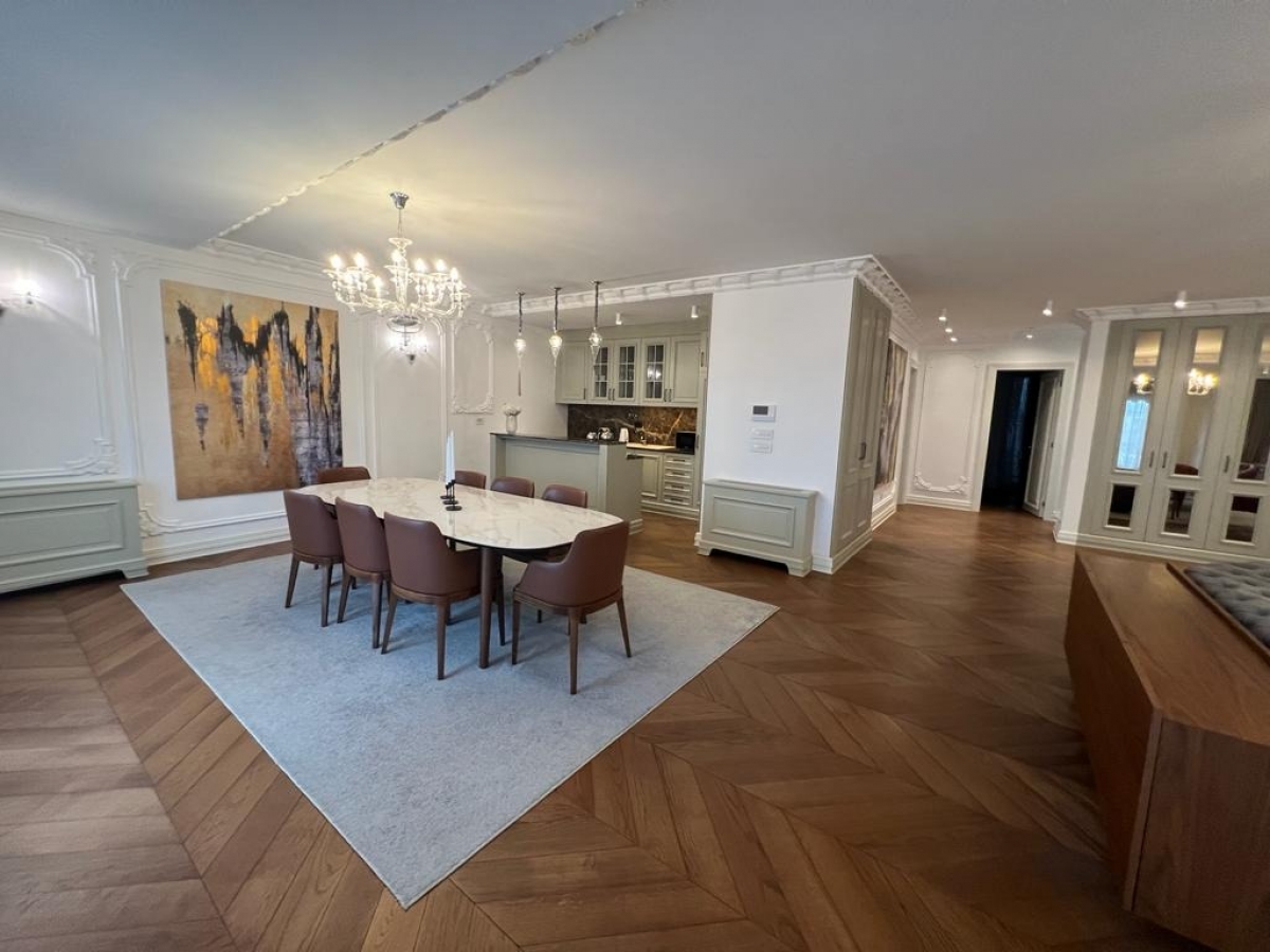 Cetvorosoban lux stan Vracar  garaza 3