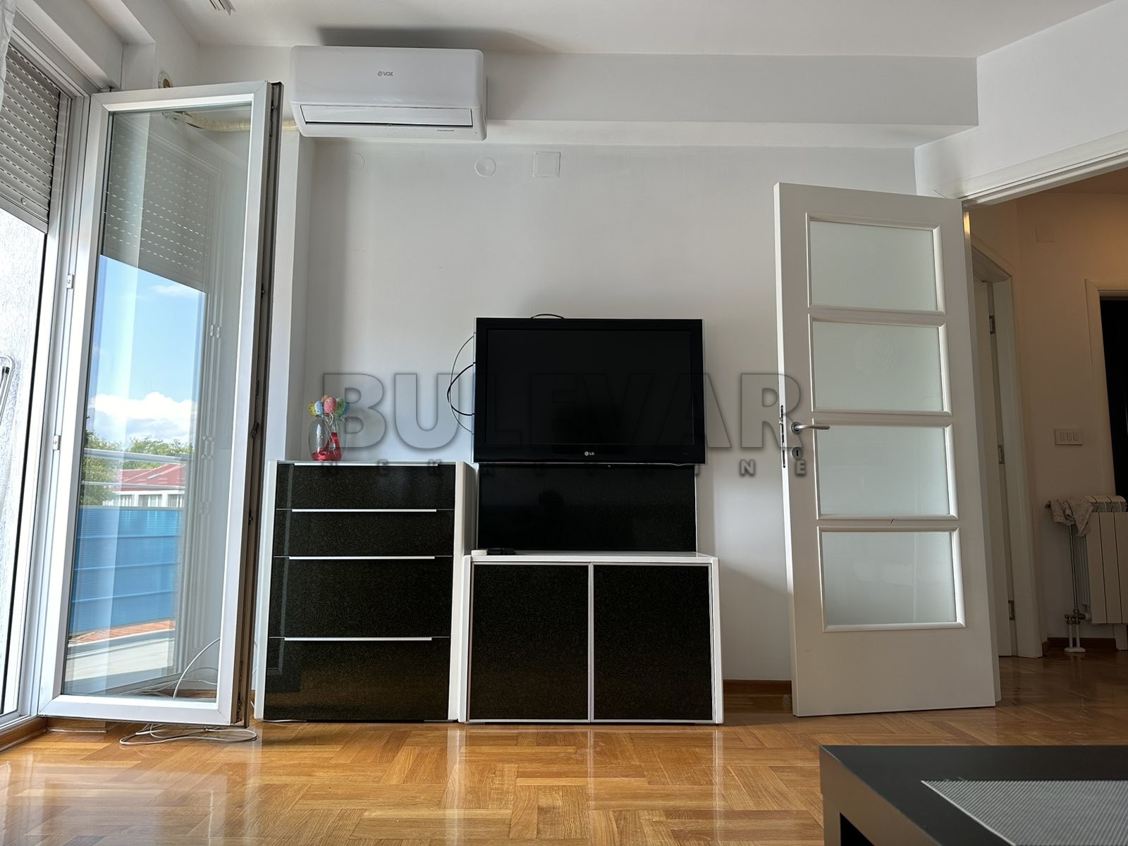 Dvosoban stan, 53 m2, Čair, Prvomajska ID: i-011895 1