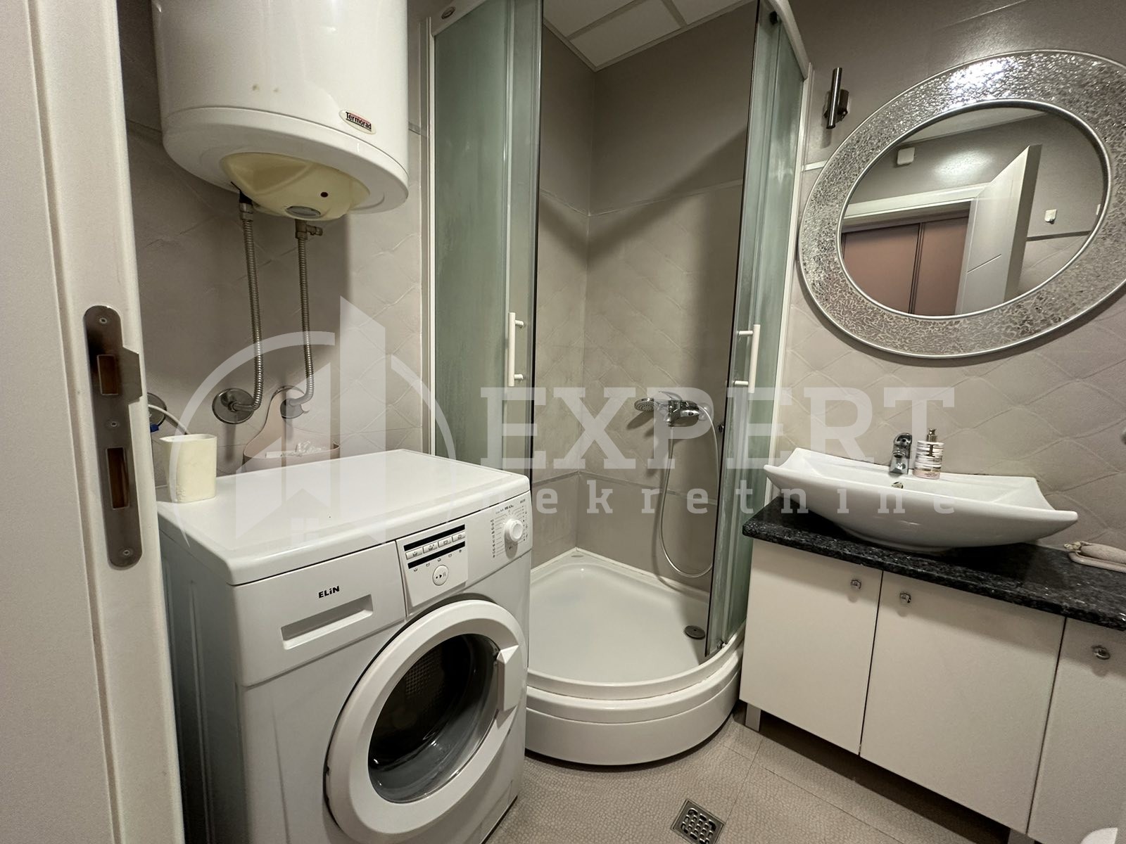 Dvosoban stan, 53 m2, Čair, Prvomajska ID: i-011895 9