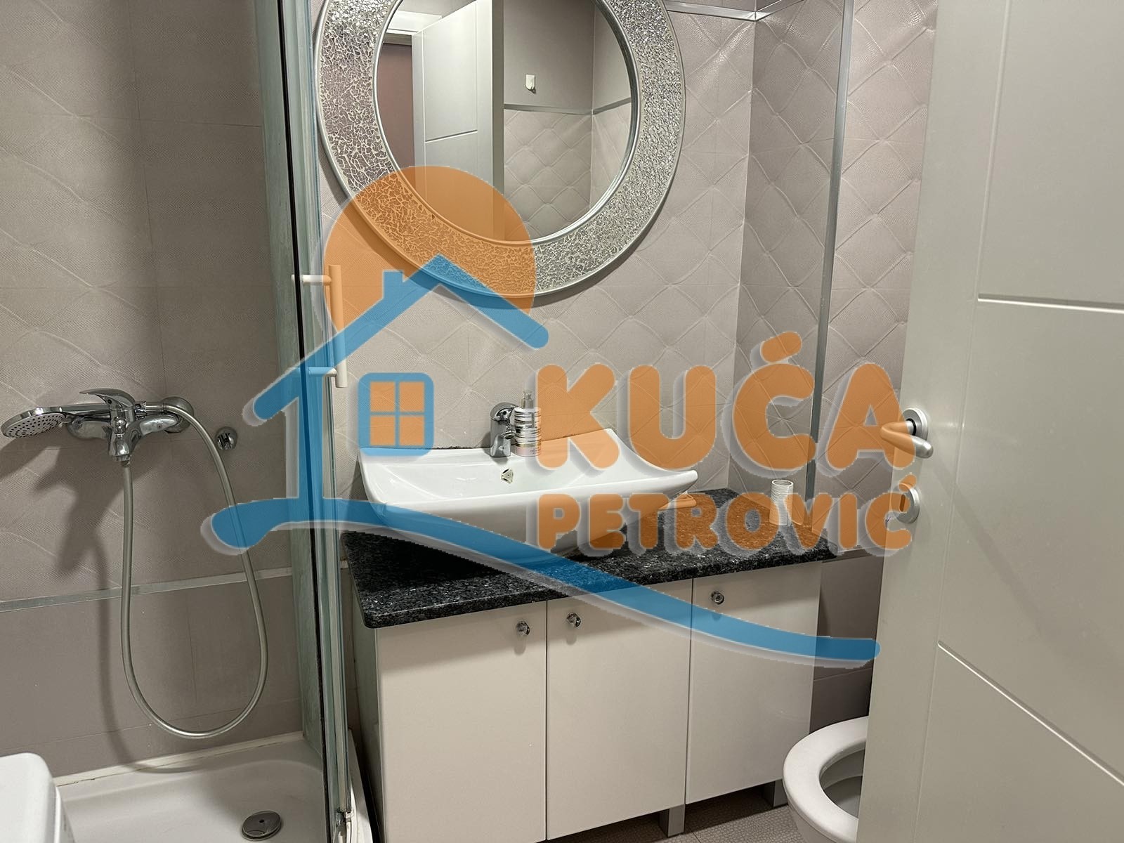 Dvosoban stan, 53 m2, Čair, Prvomajska ID: i-011895 10