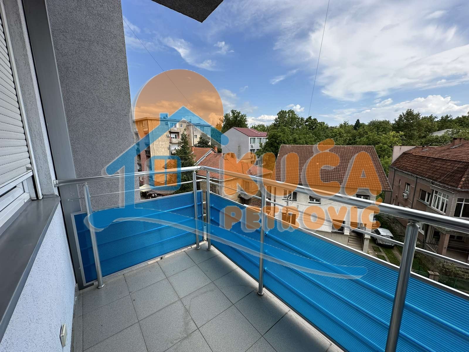 Dvosoban stan, 53 m2, Čair, Prvomajska ID: i-011895 11