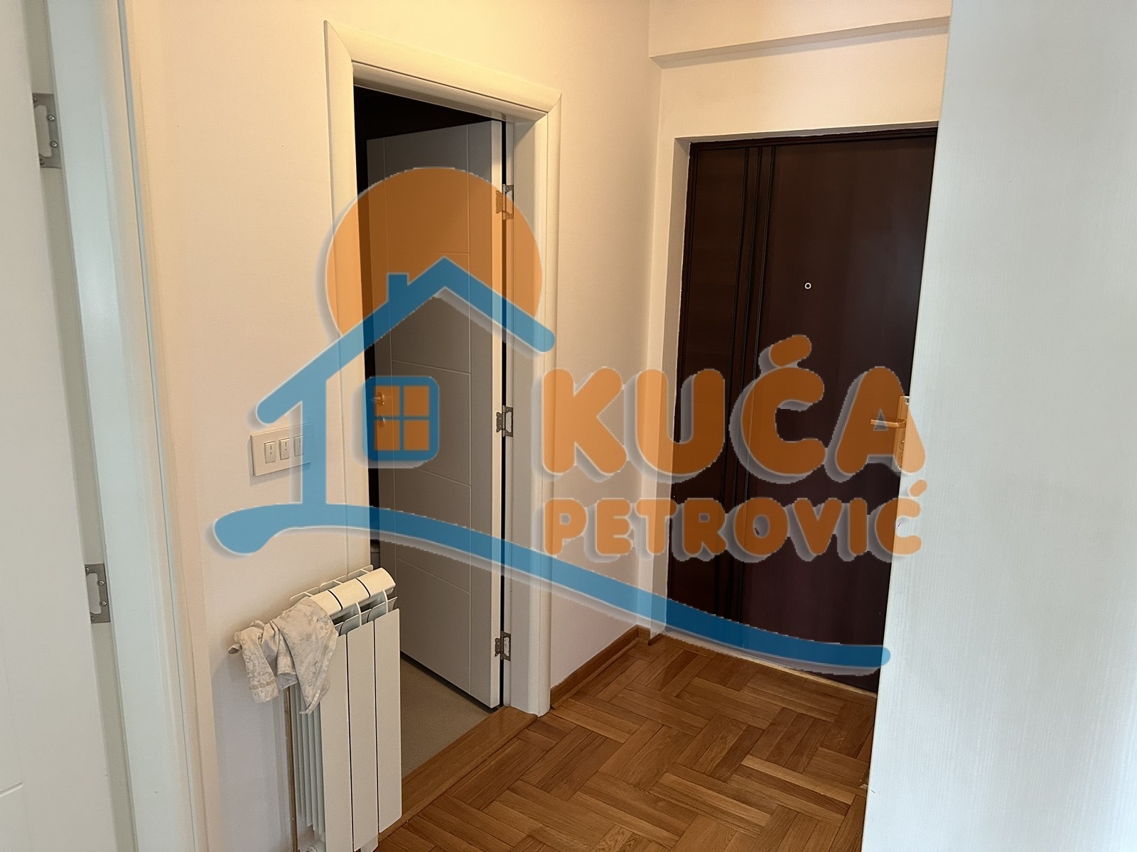 Dvosoban stan, 53 m2, Čair, Prvomajska ID: i-011895 13