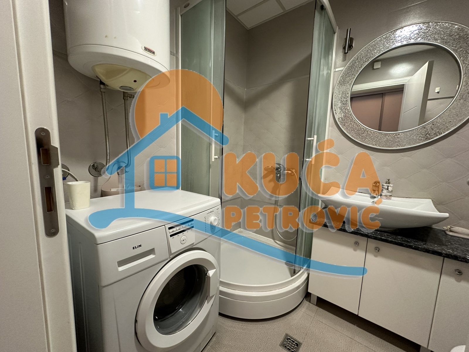 Dvosoban stan, 53 m2, Čair, Prvomajska ID: i-011895 9