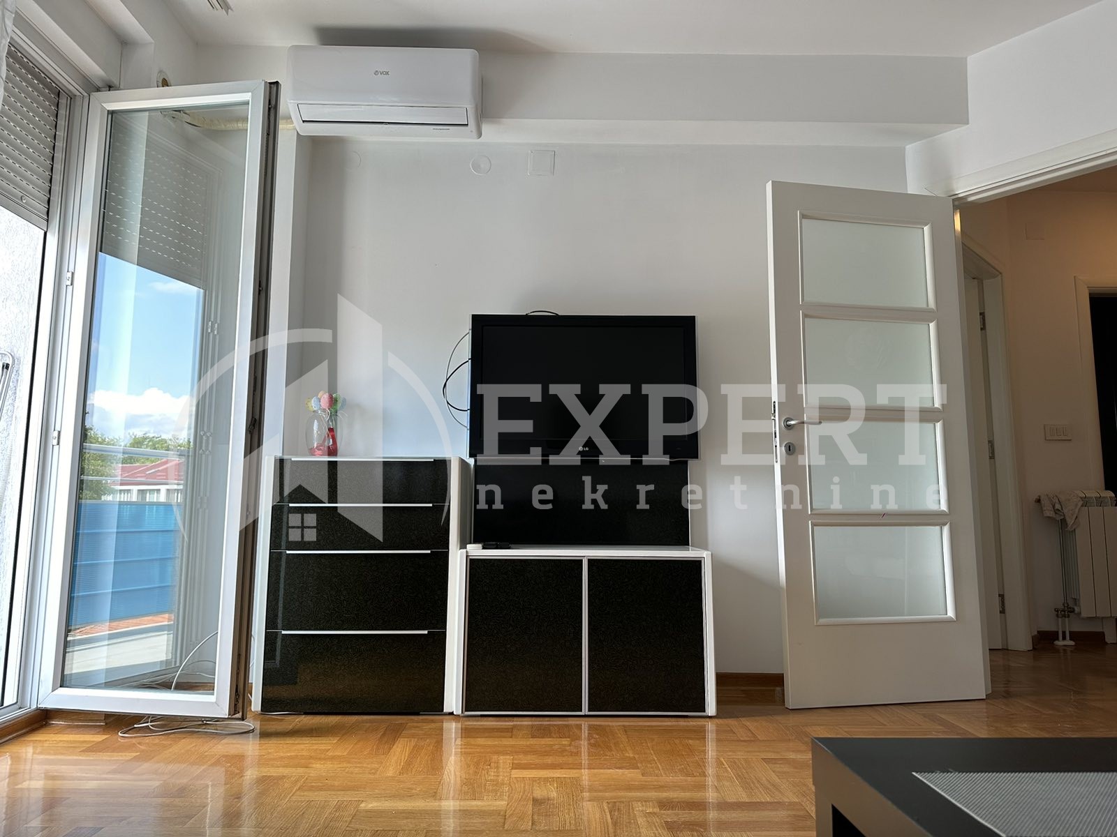 Dvosoban stan, 53 m2, Čair, Prvomajska ID: i-011895 1