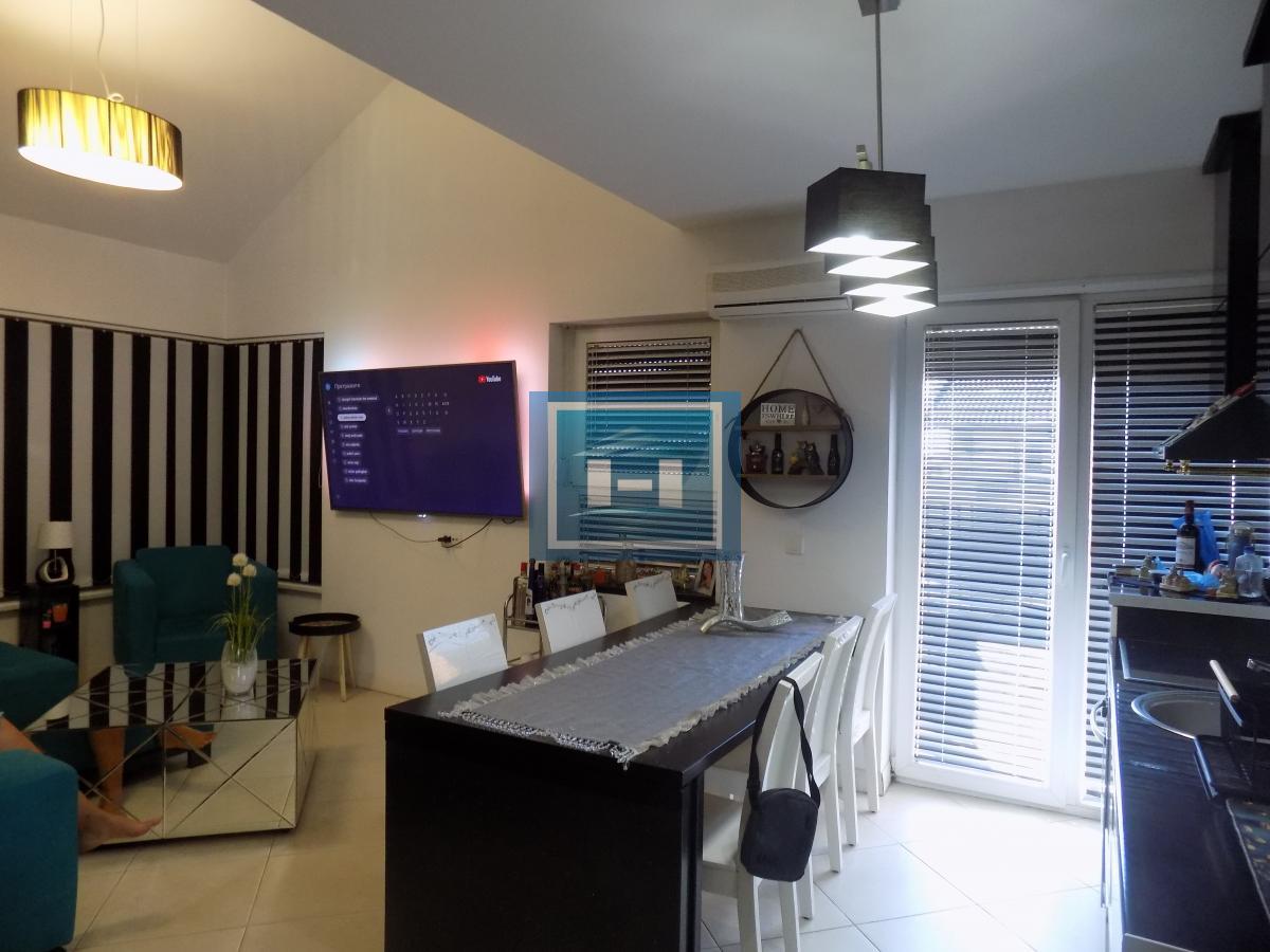 Na prodaju duplex u samom centru Ćuprije 7