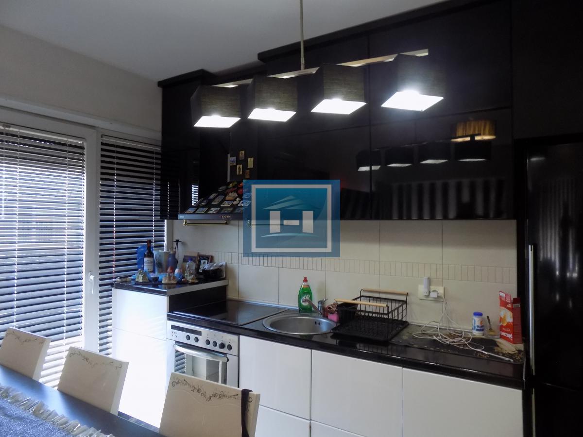 Na prodaju duplex u samom centru Ćuprije 9