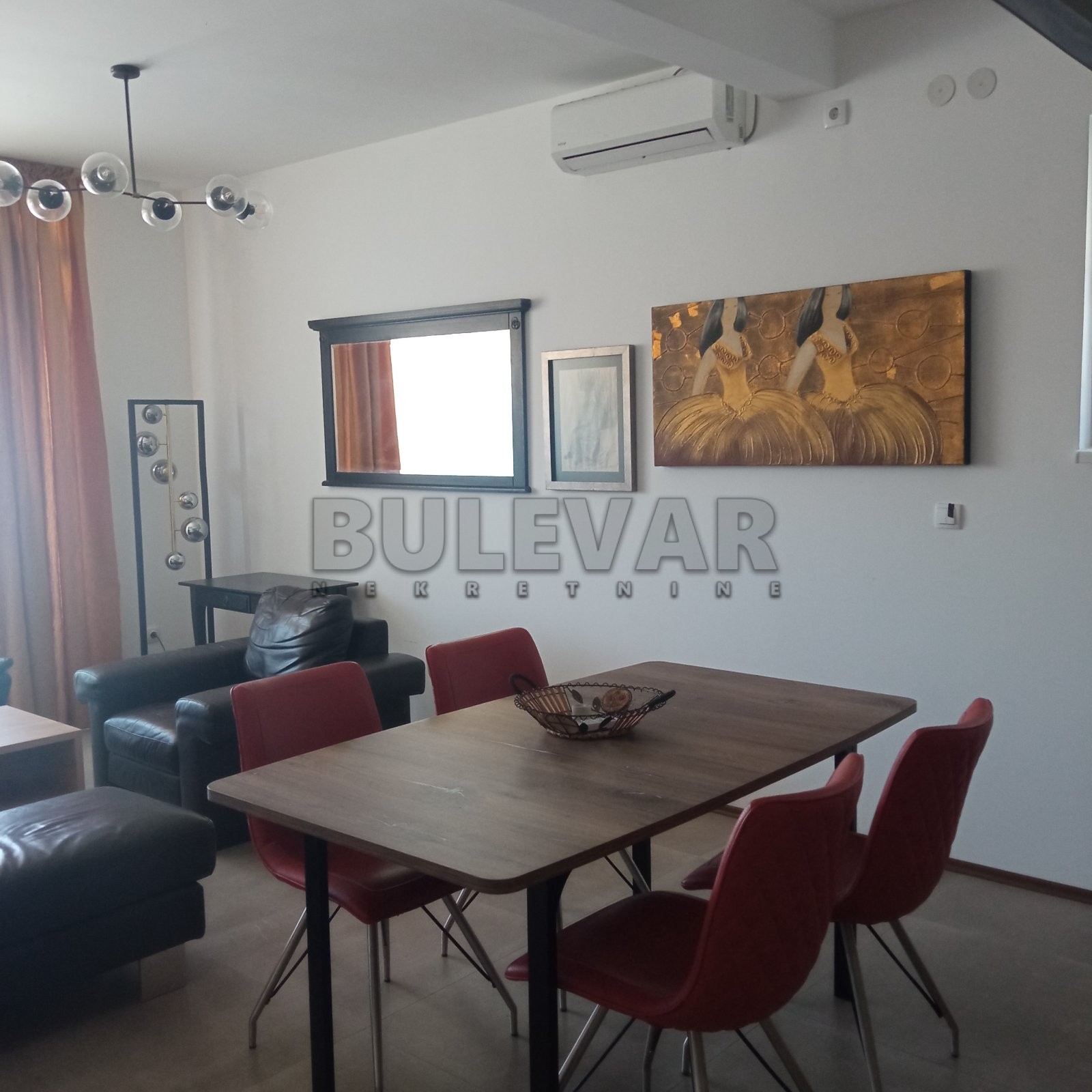 Trosoban stan, 69 m2, Laze Marinkovića ID: i-011904 19