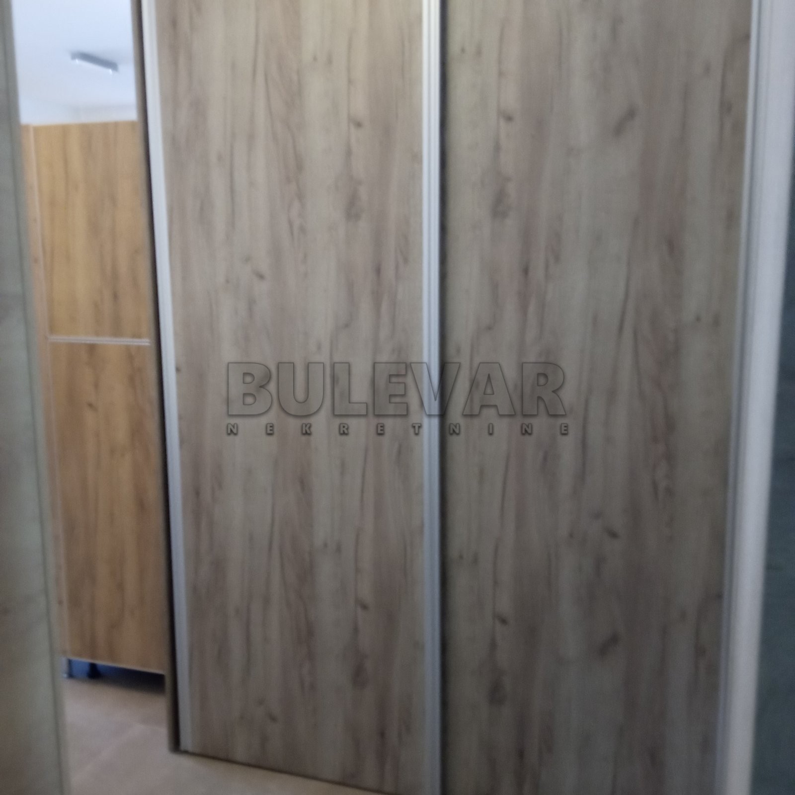 Trosoban stan, 69 m2, Laze Marinkovića ID: i-011904 20